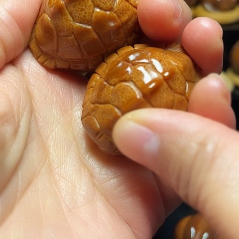 强***橄榄核手串/手链龟壳一对
