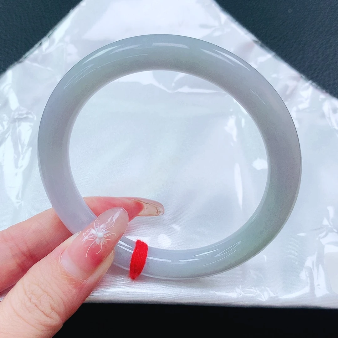 翡翠手镯未镶嵌58圈