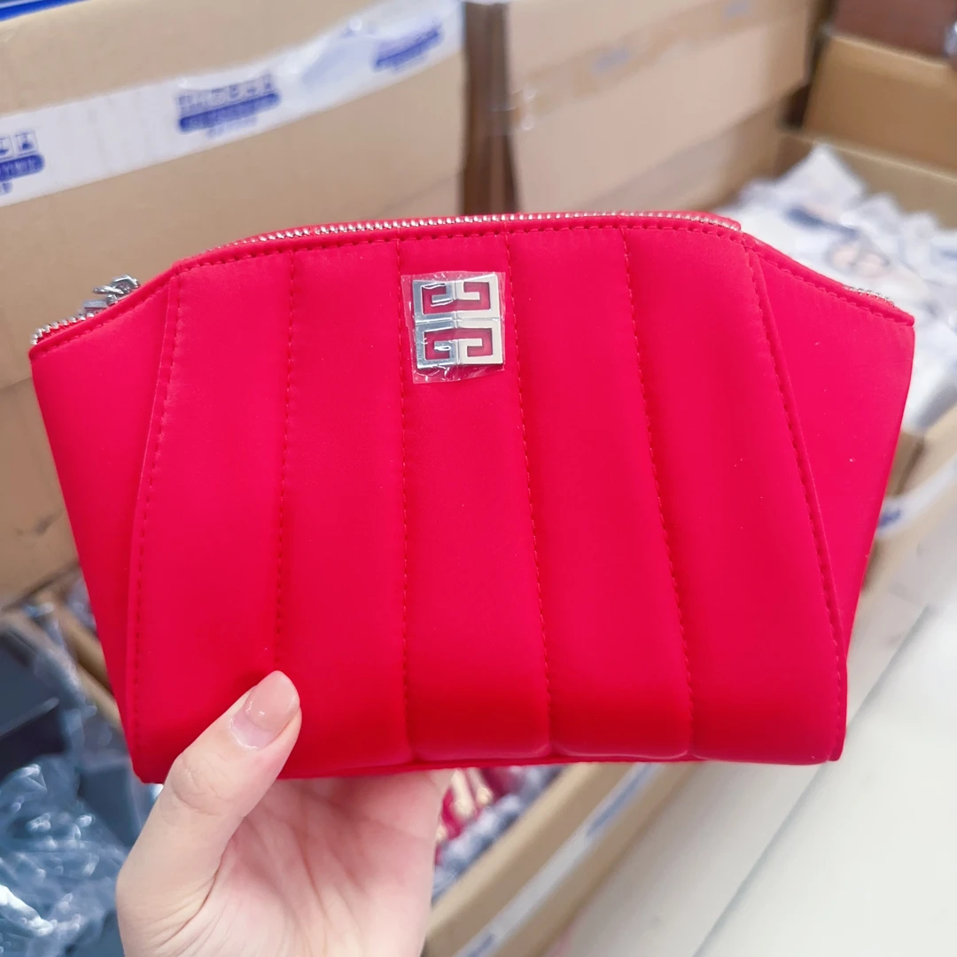 【菁菁专属】纪梵希红色竖纹化妆包