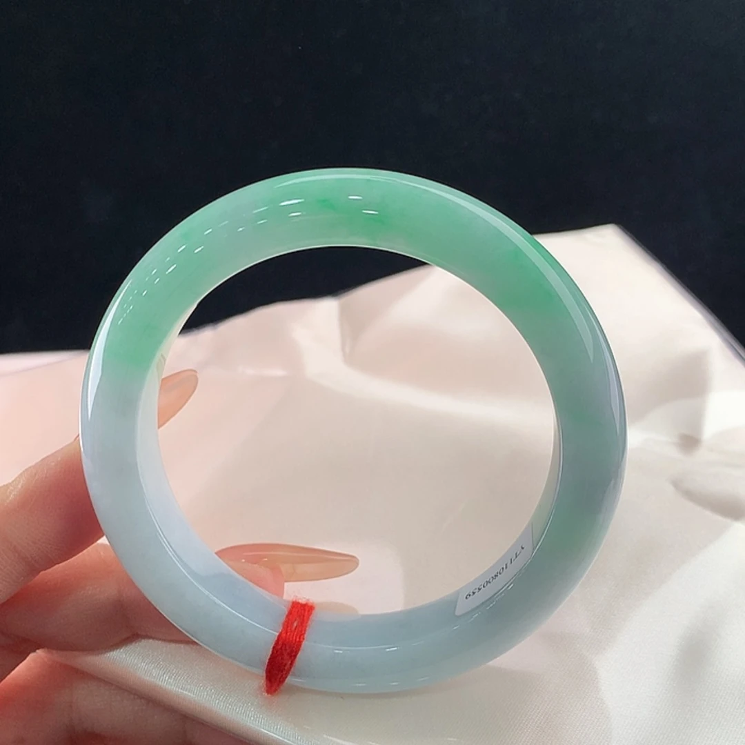 【闪购商品】未镶嵌手镯翡翠57，56/57