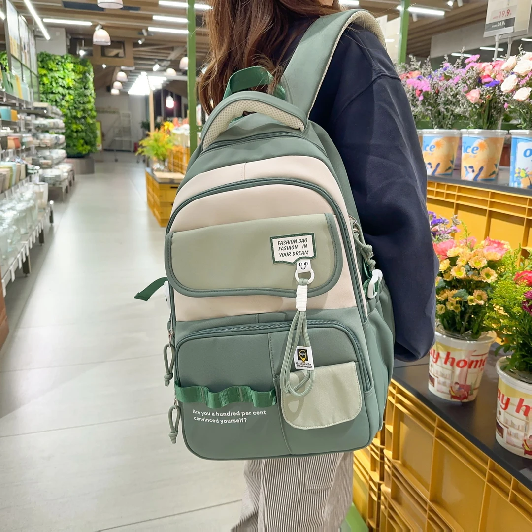 书包女初中高中生大容量中小学生四五六年级高颜值防水双肩背包潮