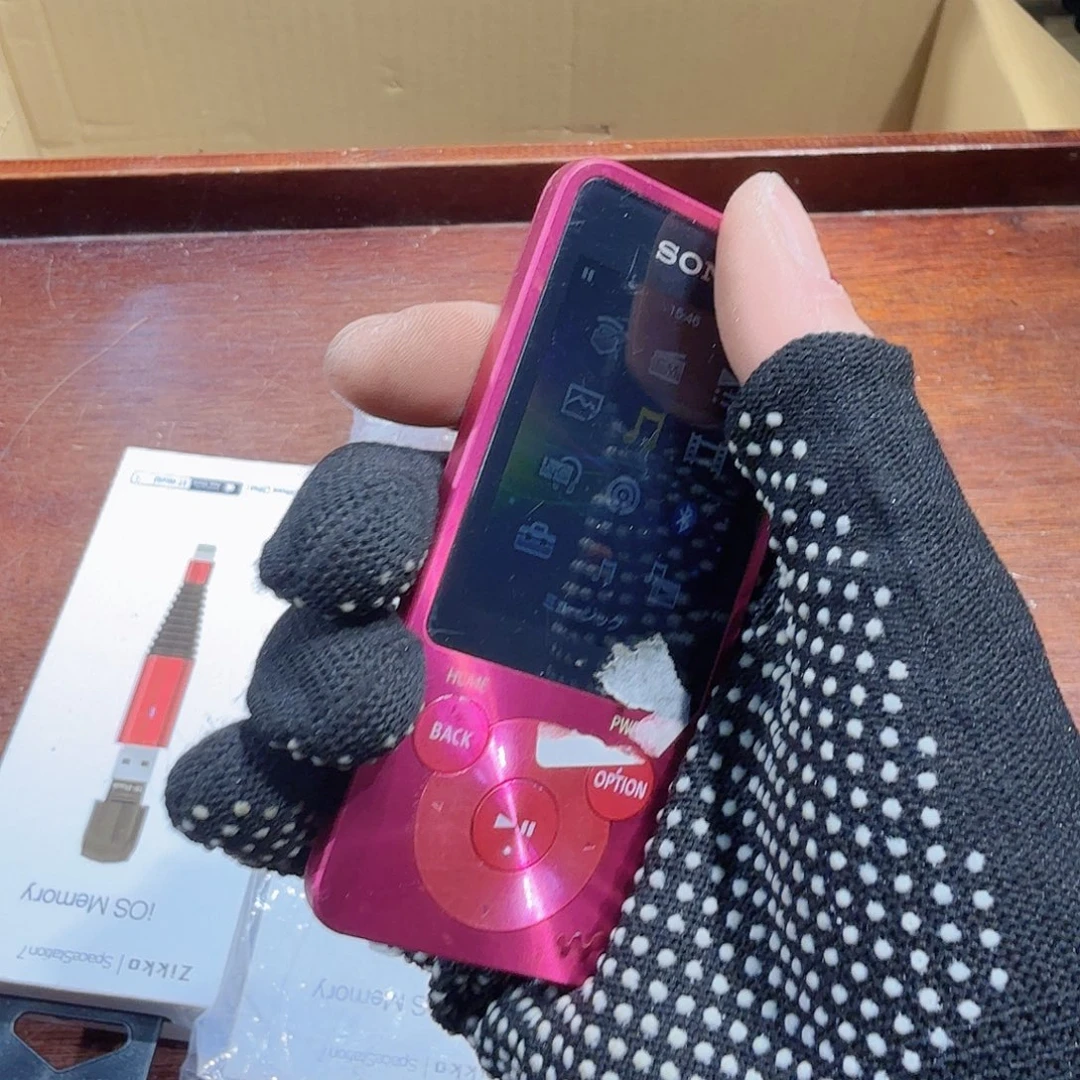 衣**行8新中古物品，谨慎下单，不保好坏285