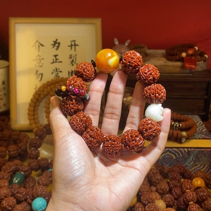 吊坠金刚菩提216玉化