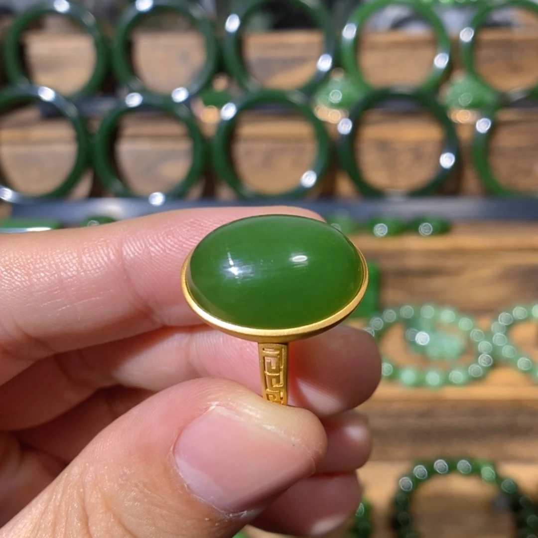 【闪购商品】吊坠(不含链)18K金镶嵌和田玉用****1俄料菠菜绿戒指18