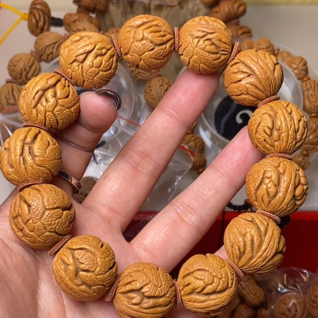 桃核吊坠百****）88888888888888