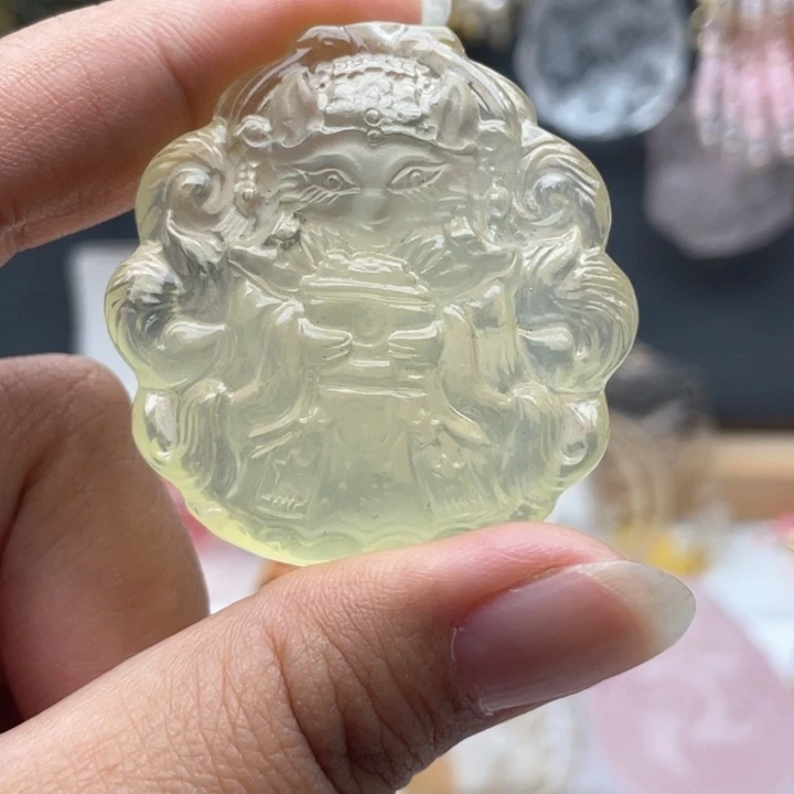 颈饰水晶未镶嵌