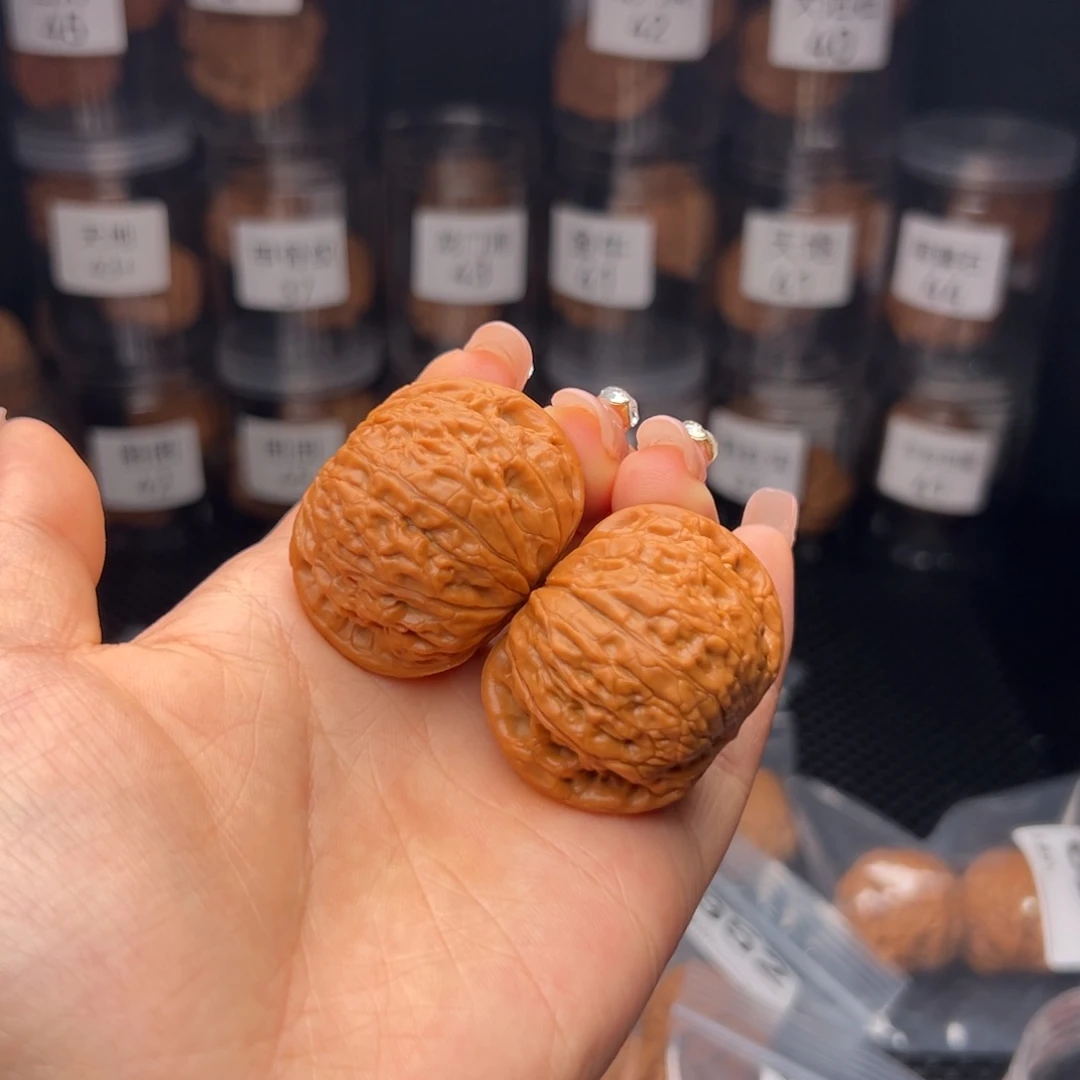 文玩核桃吊坠太*铁锤