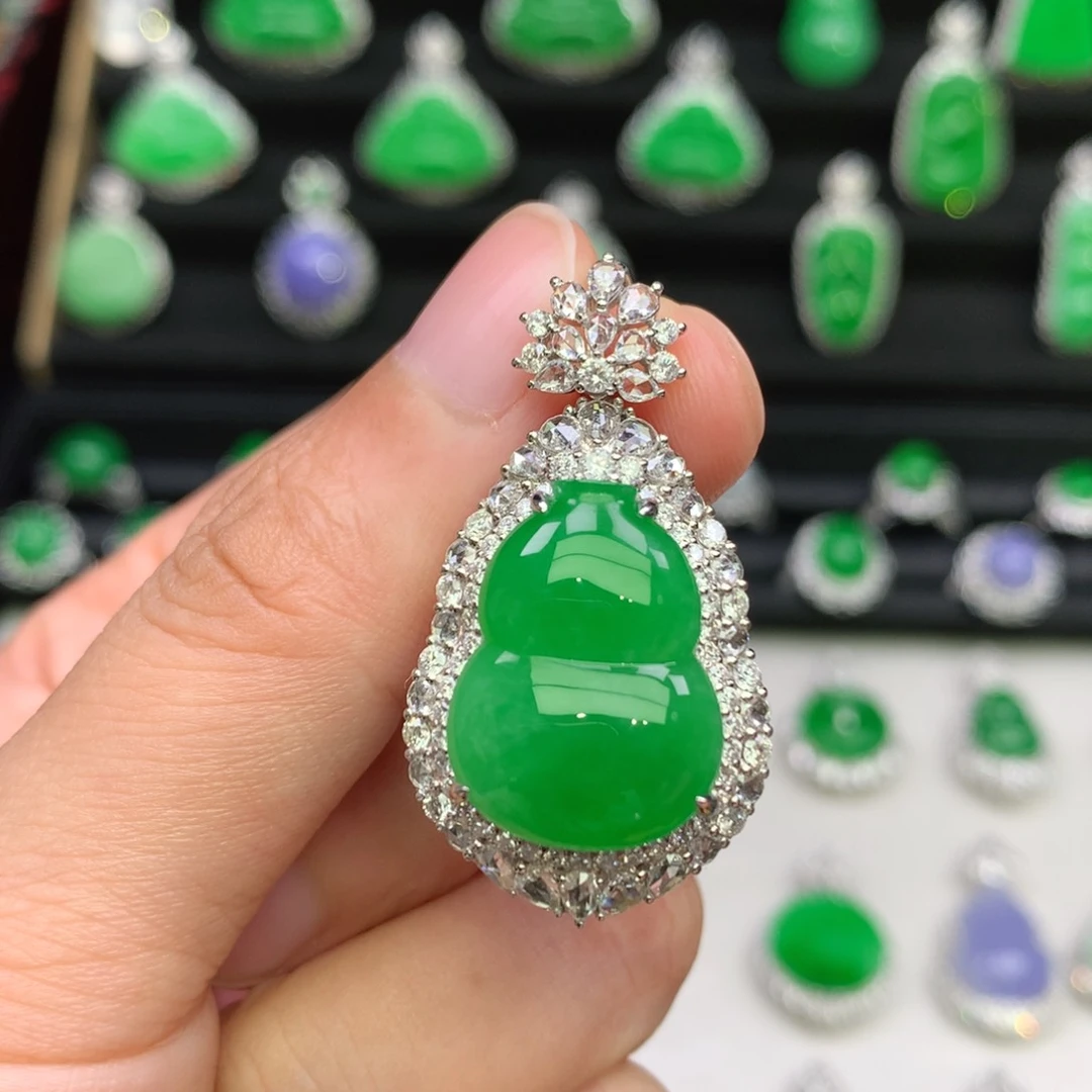 翡翠18K金镶嵌吊坠(不含链)