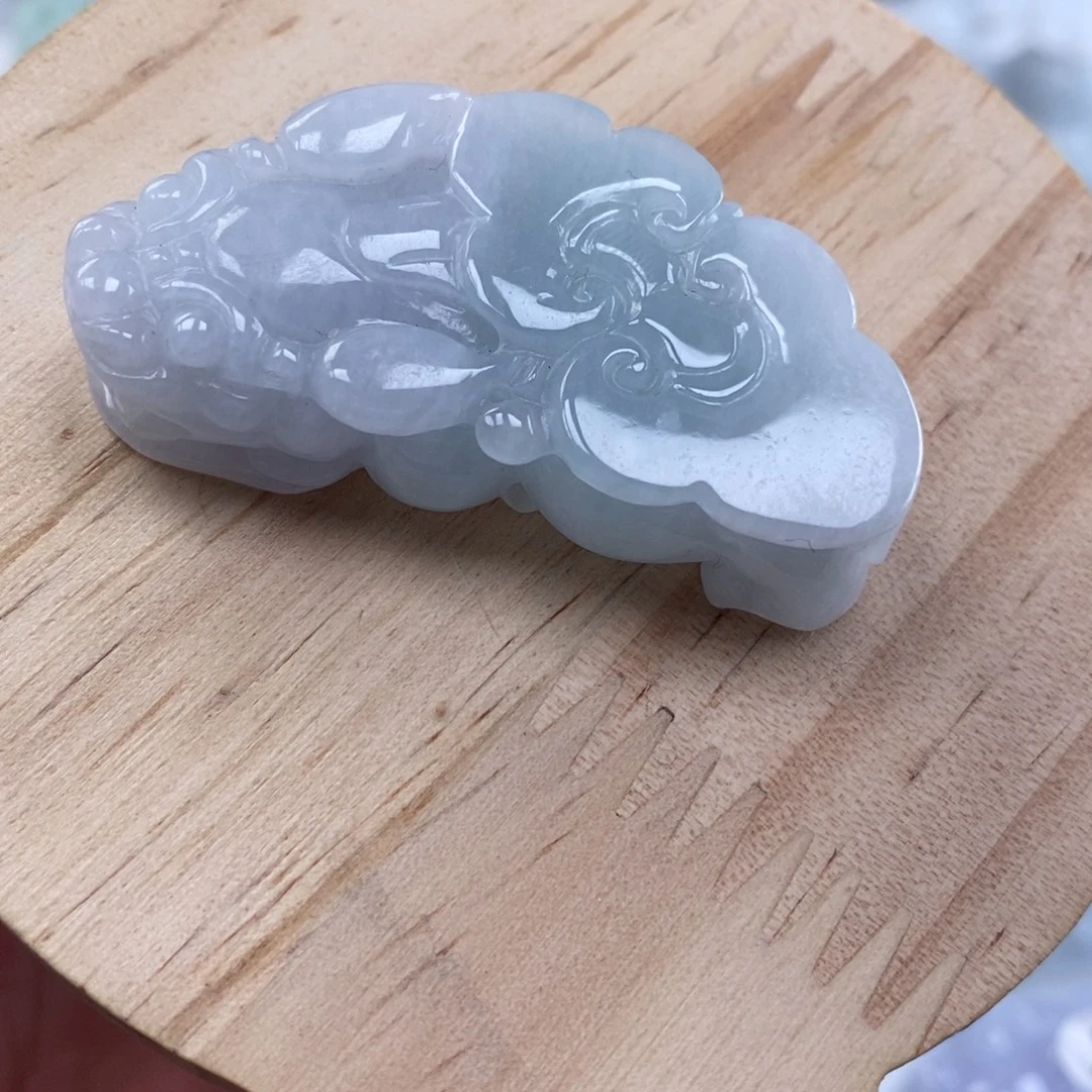 翡翠未镶嵌颈饰多人如意貔貅吊坠