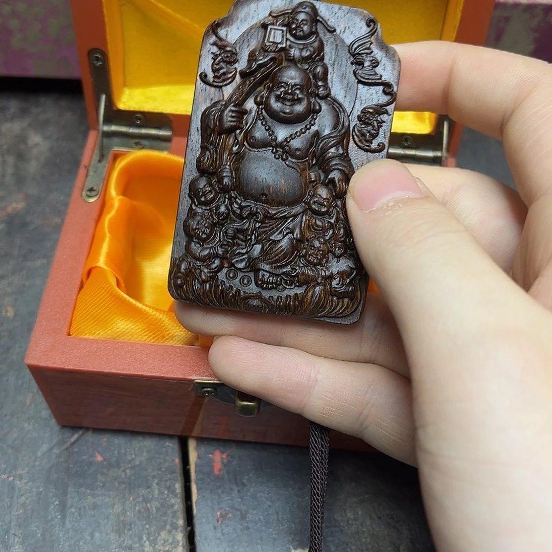 大叶紫檀（黑酸枝木类）