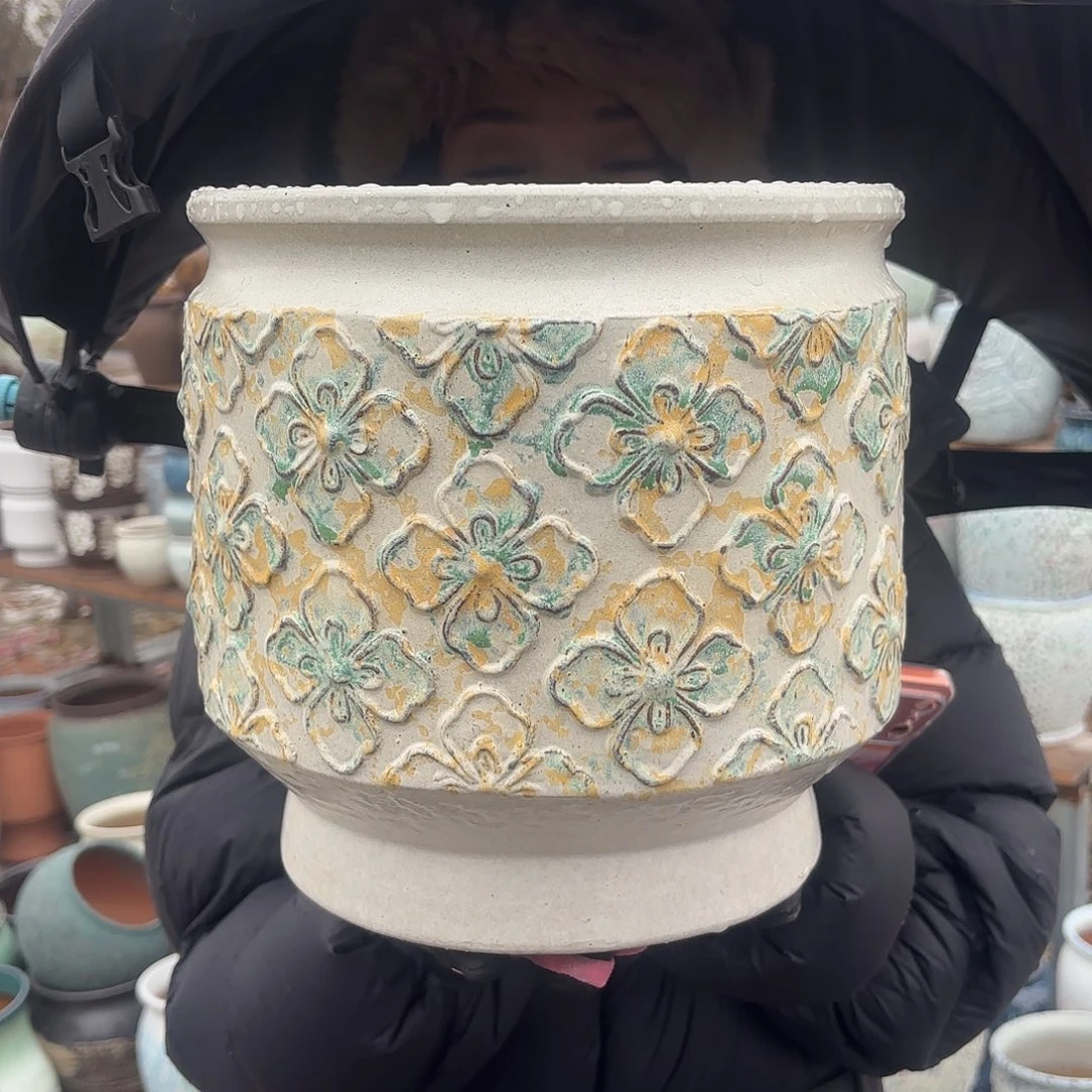 口径25高25一个菠萝