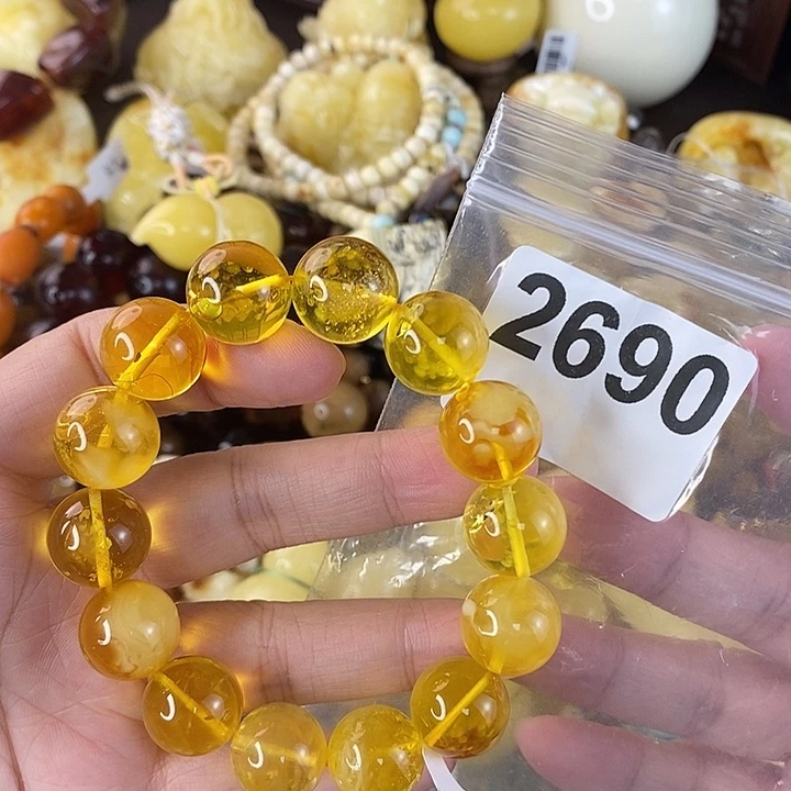 蜜蜡未镶嵌珠宝奇石