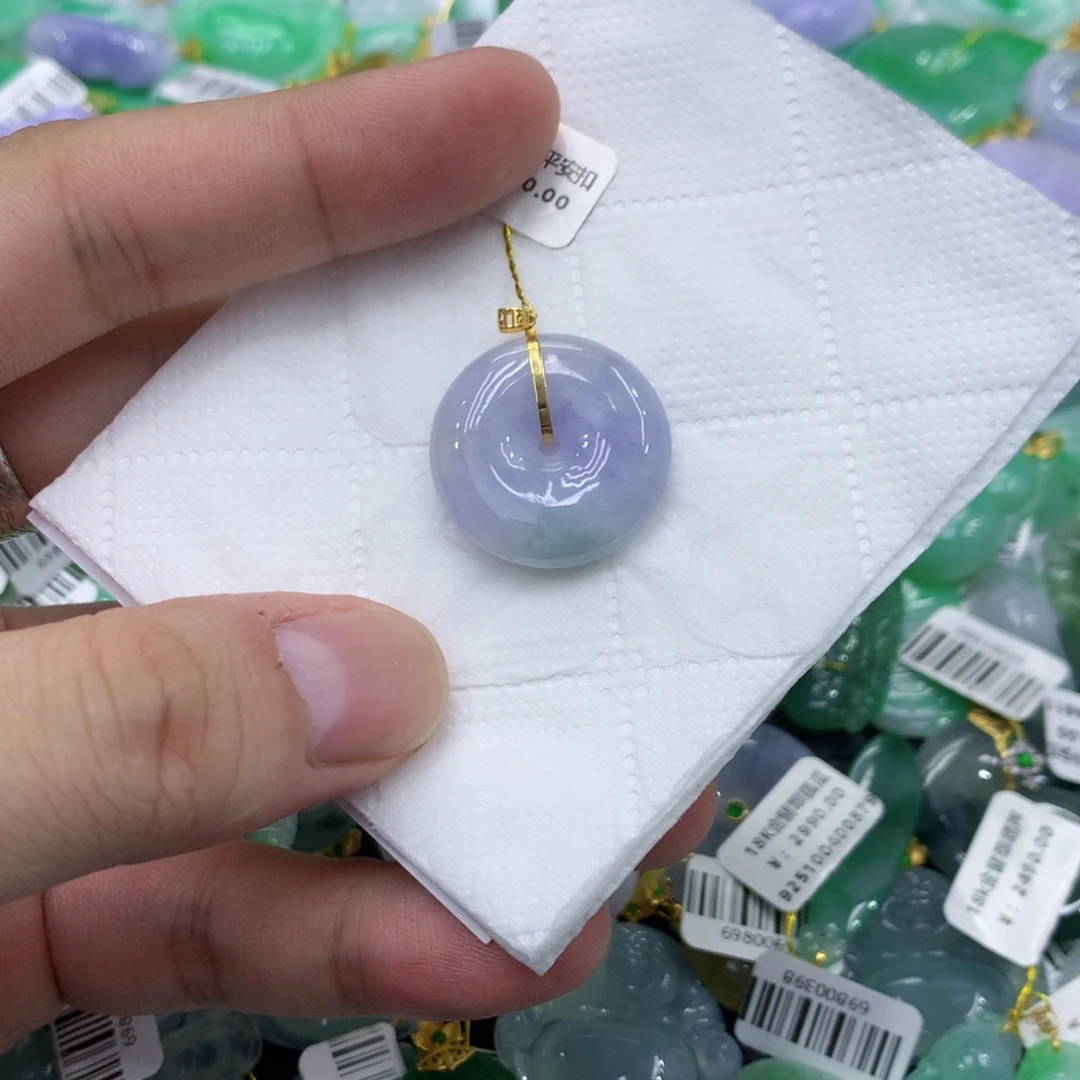 翡翠18K金镶嵌颈饰翡翠