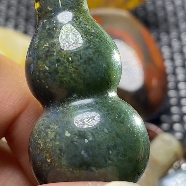 玛瑙/玉髓颈饰未镶嵌梦**处