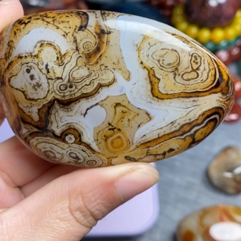 玛瑙/玉髓珠宝奇石未镶嵌面***油