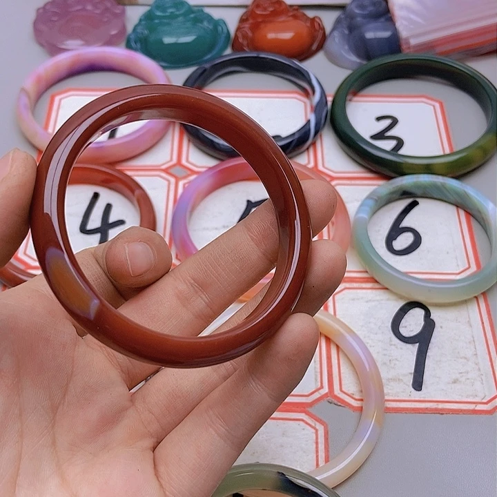 【闪购商品】玛瑙/玉髓未镶嵌珠宝半成品与****