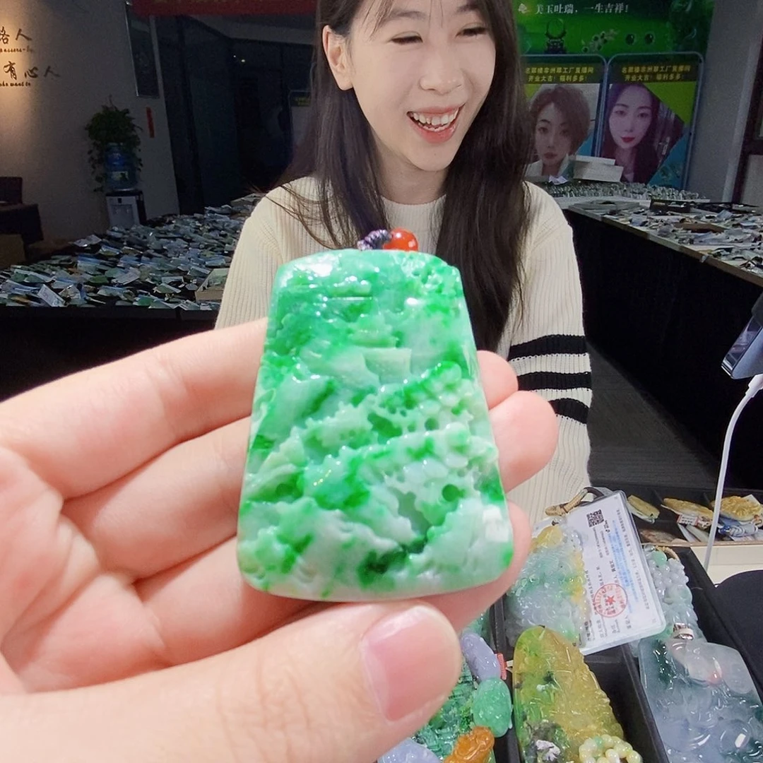 颈饰未镶嵌翡翠翡翠