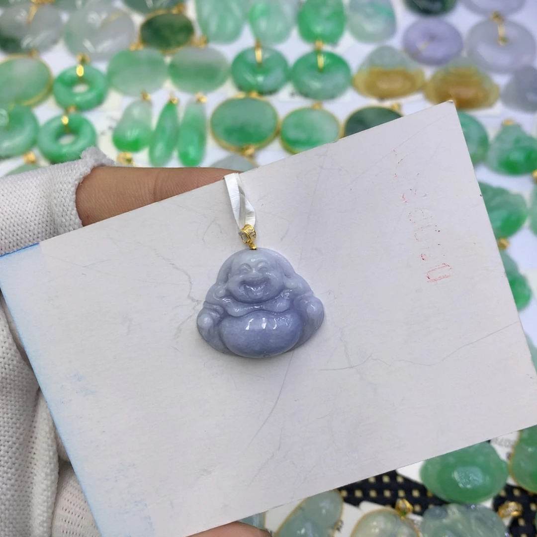 翡翠颈饰未镶嵌如*翡翠