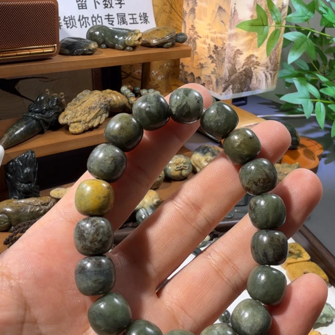 七***生未镶嵌透闪石-蛇纹石玉手链