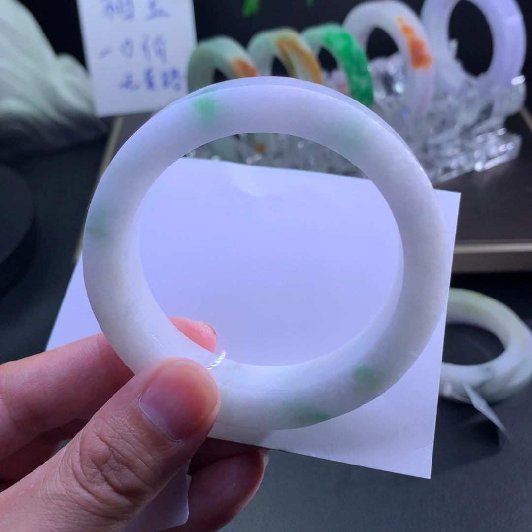 定制翡翠翡翠手镯未镶嵌