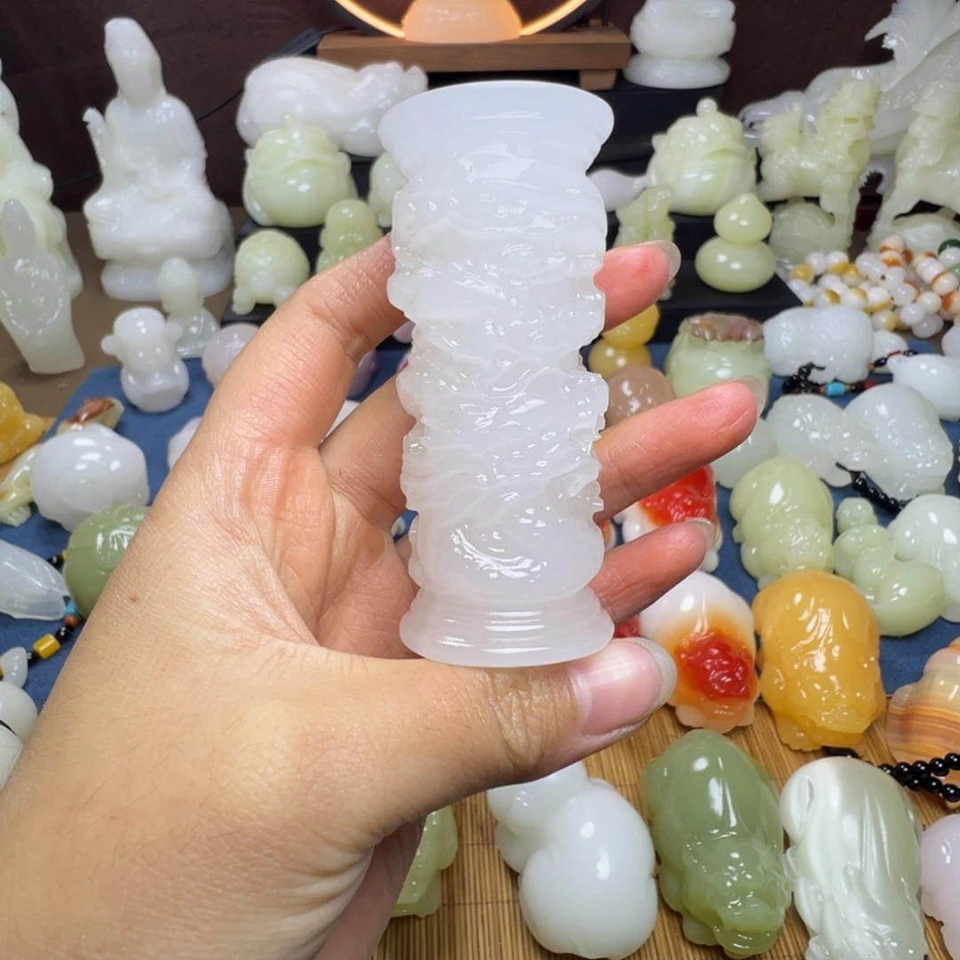 石材张***"手工雕刻盘龙柱