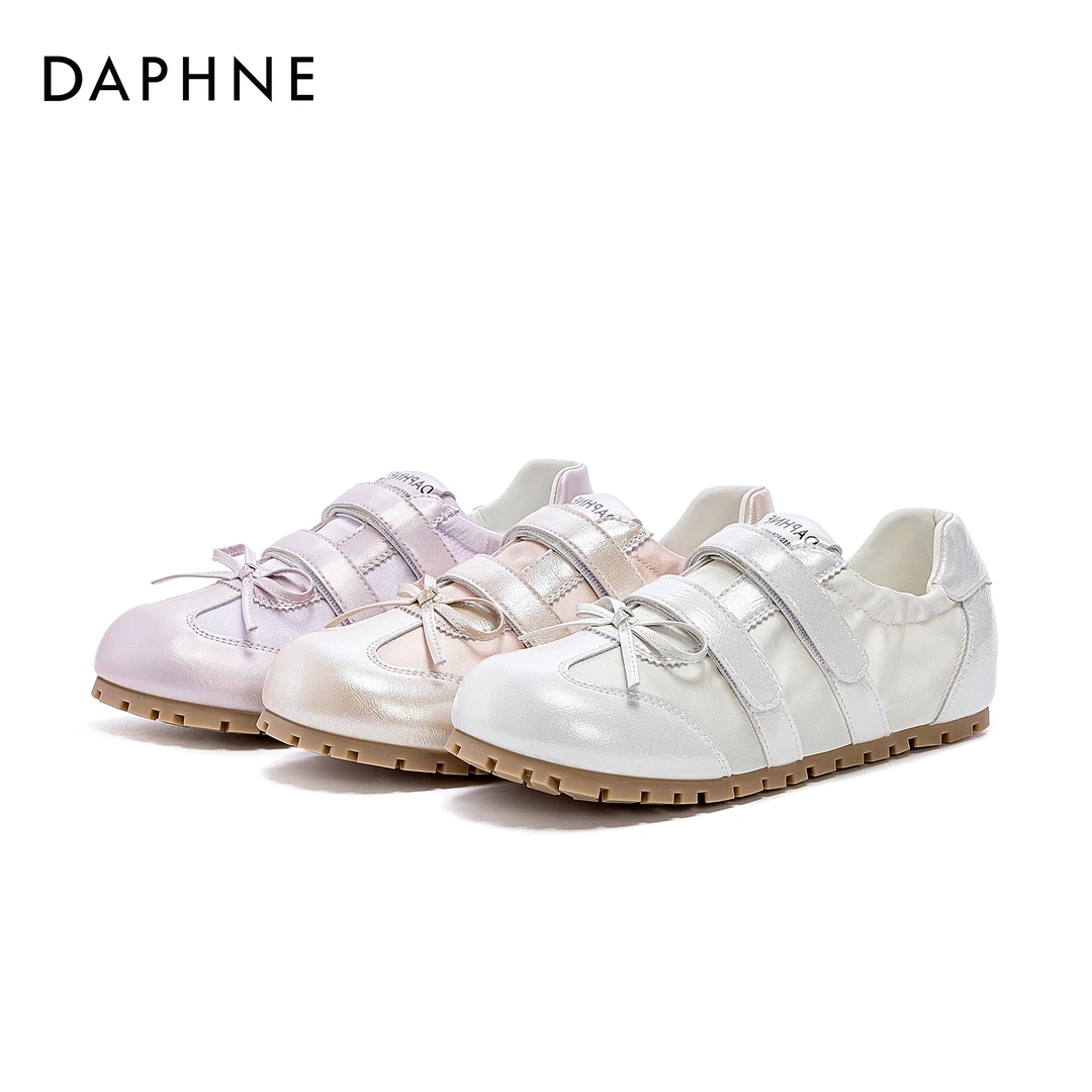 达芙妮爆款时尚蝴蝶结平底板鞋女2025春季内增高百搭休闲鞋德训鞋