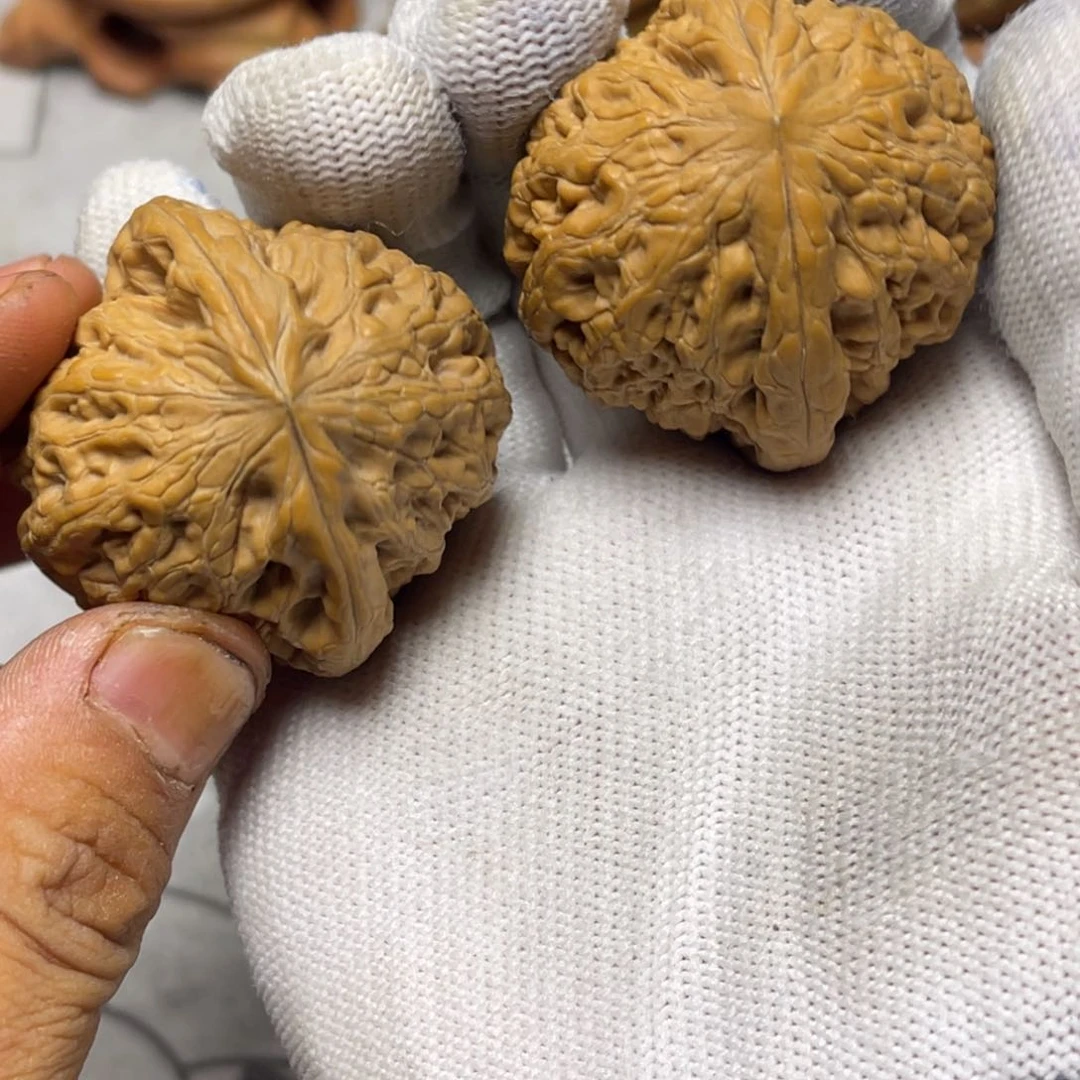 拾***柒文玩核桃吊坠核桃