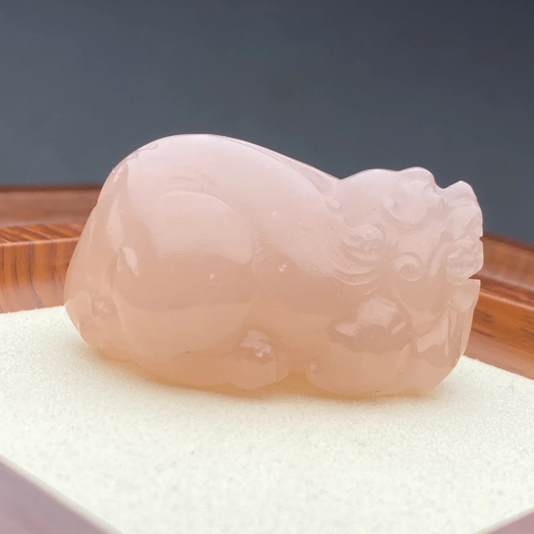 精品典藏藕粉貔貅吊坠多样性发一件526号