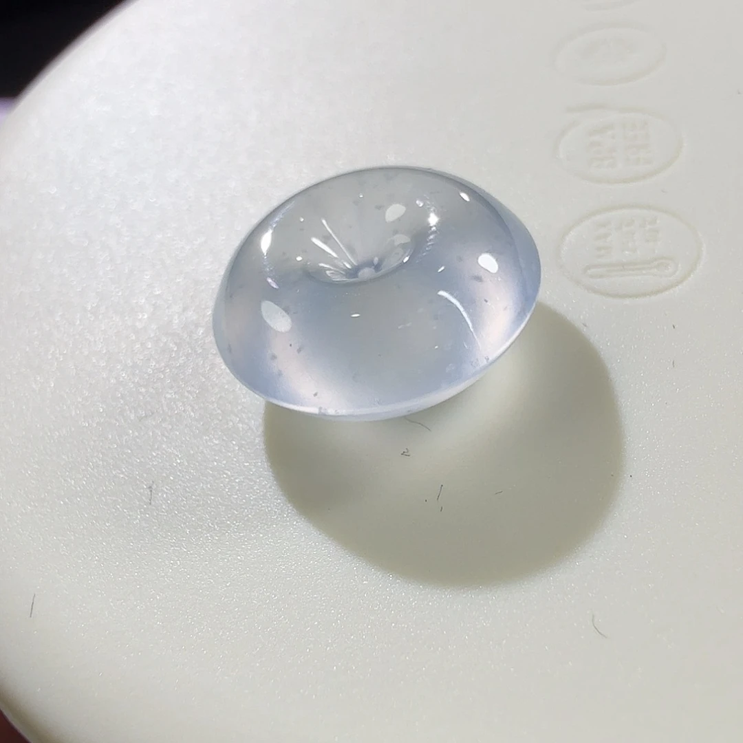 翡翠未镶嵌颈饰肉扣