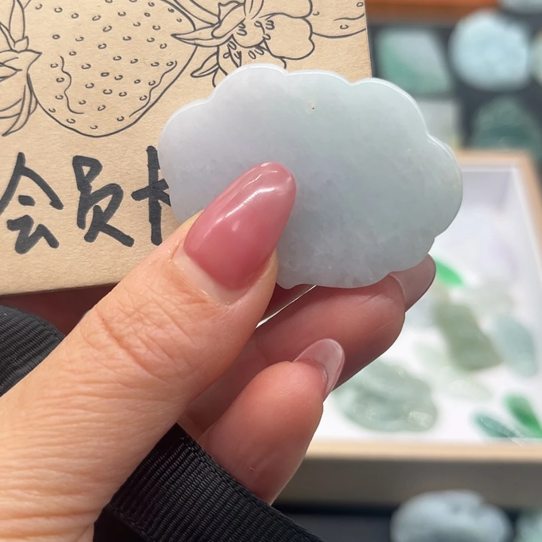 【闪购商品】翡翠颈饰未镶嵌沧***笑预存