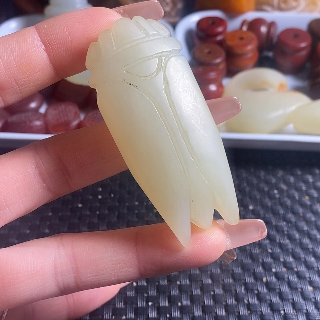 岫玉未镶嵌珠宝奇石