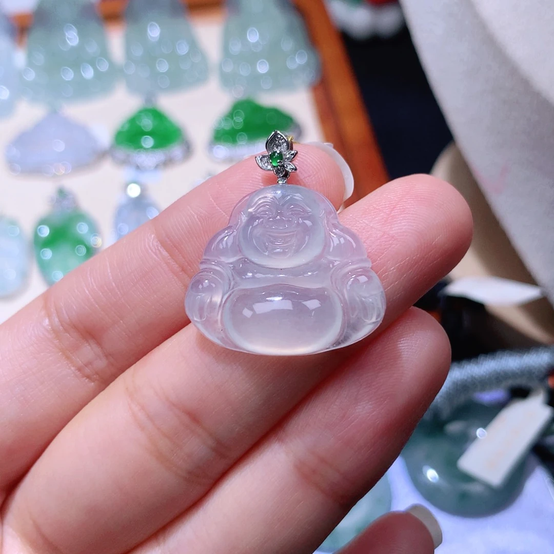 颈饰18K金镶嵌翡翠佛公