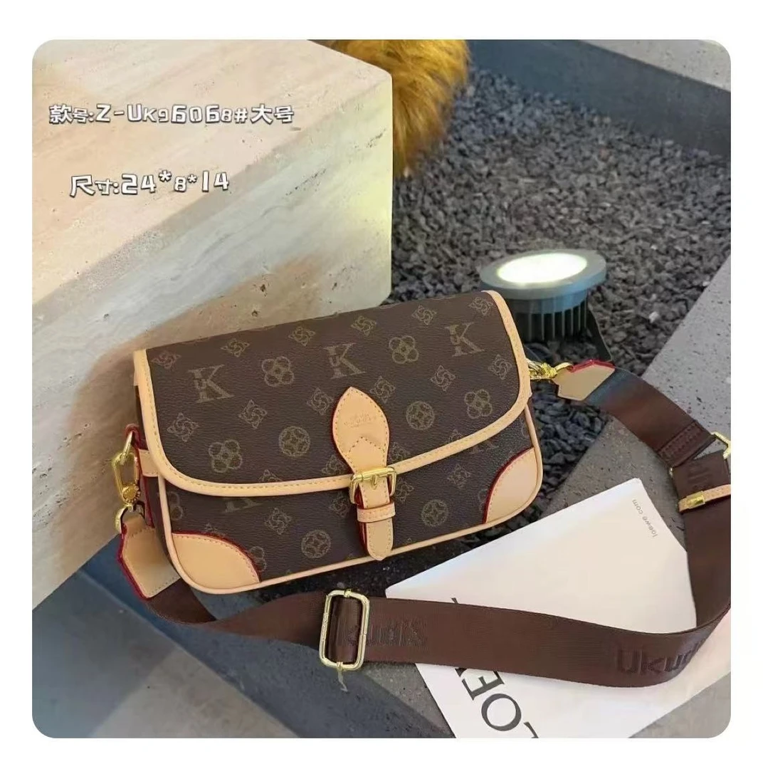 UK2025年新款大容量手拎斜挎单肩四季休闲时尚百搭轻奢女包