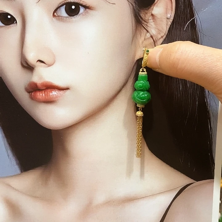 未镶嵌蛇纹石玉颈饰