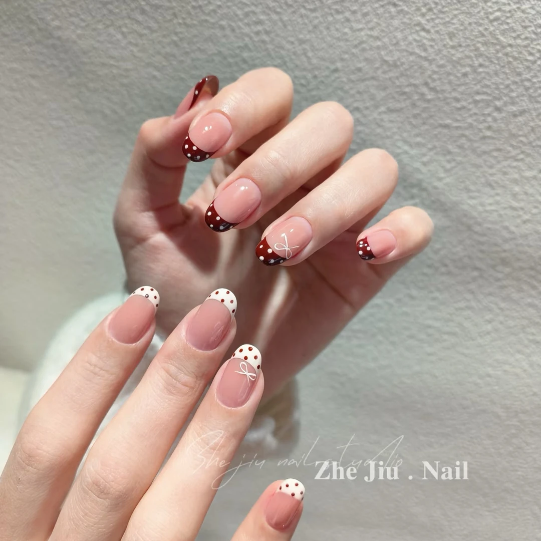 【波妞】纯手工制作穿戴甲 可拆卸手工美甲 AB红白法式显白波点短甲