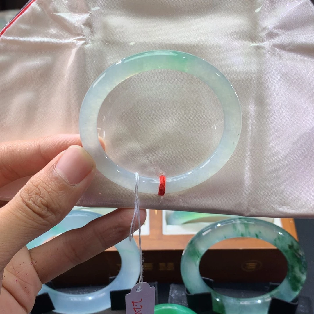 未镶嵌手镯翡翠圆条