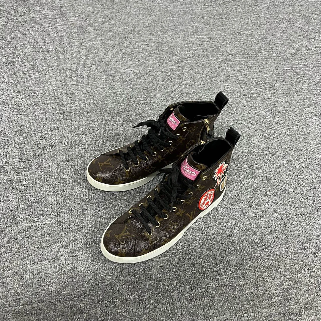 99新 LouisVuitton/路易威登 满印 老花 高帮 休闲鞋 37码
