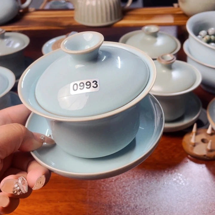 杯子大瑕天青盖碗0993