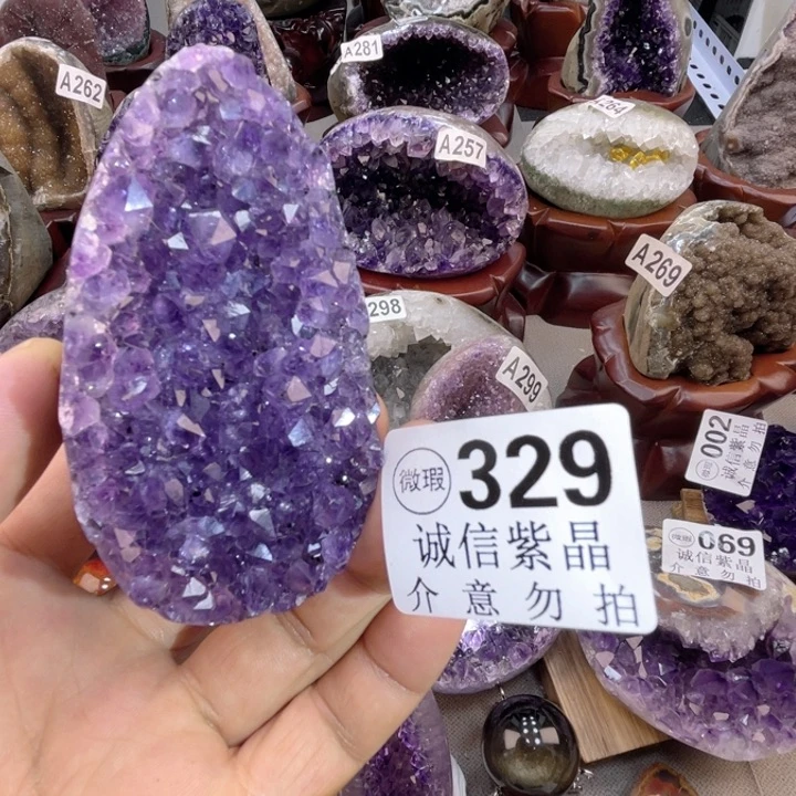 未镶嵌大型摆件（非配饰）水晶