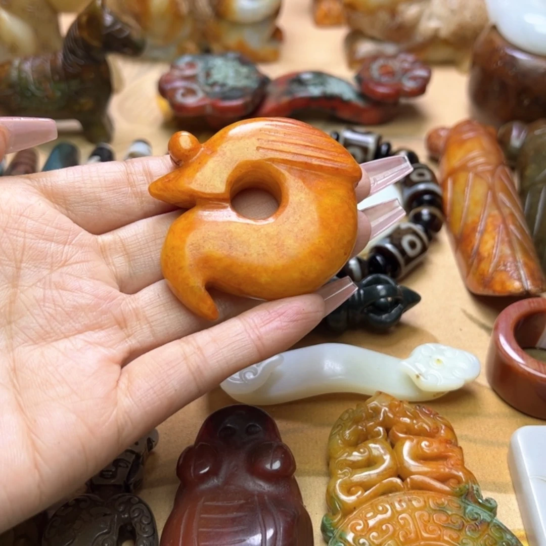 【闪购商品】蛇纹石玉颈饰未镶嵌