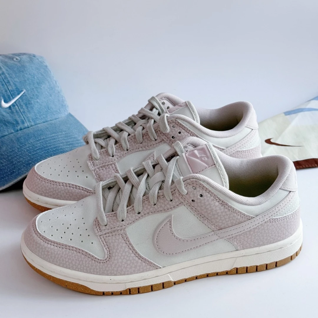 NIKE Dunk low 粉白 女子 运动休闲 复古潮流低帮板鞋 FN6345-001