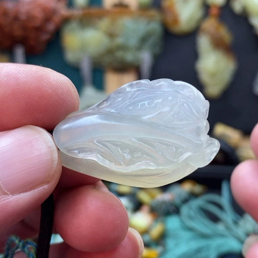 【闪购商品】蛇纹石玉吊坠未镶嵌