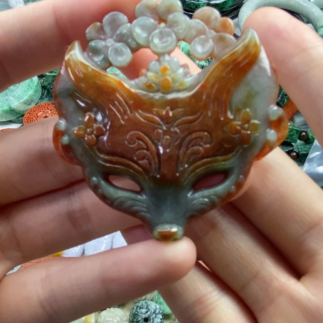 翡翠未镶嵌颈饰吊坠