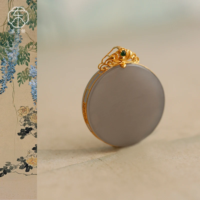 东方俪DOFUNLY【风波令】和田玉圆牌18K金吊坠YZDZ镂云