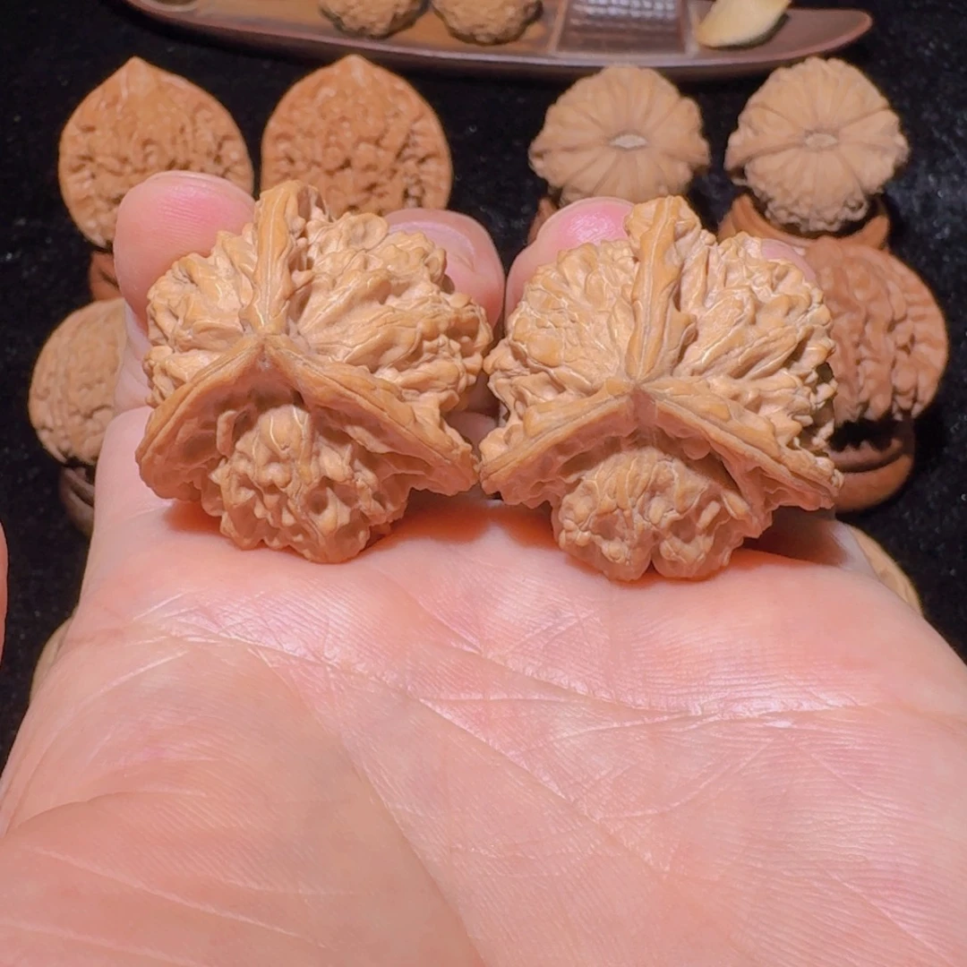 吊坠文玩核桃盘山正奔