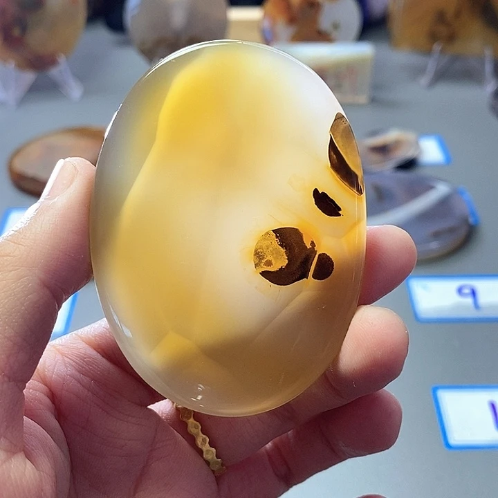 玛瑙/玉髓未镶嵌珠宝半成品