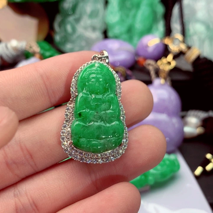 吊坠(不含链)未镶嵌翡翠