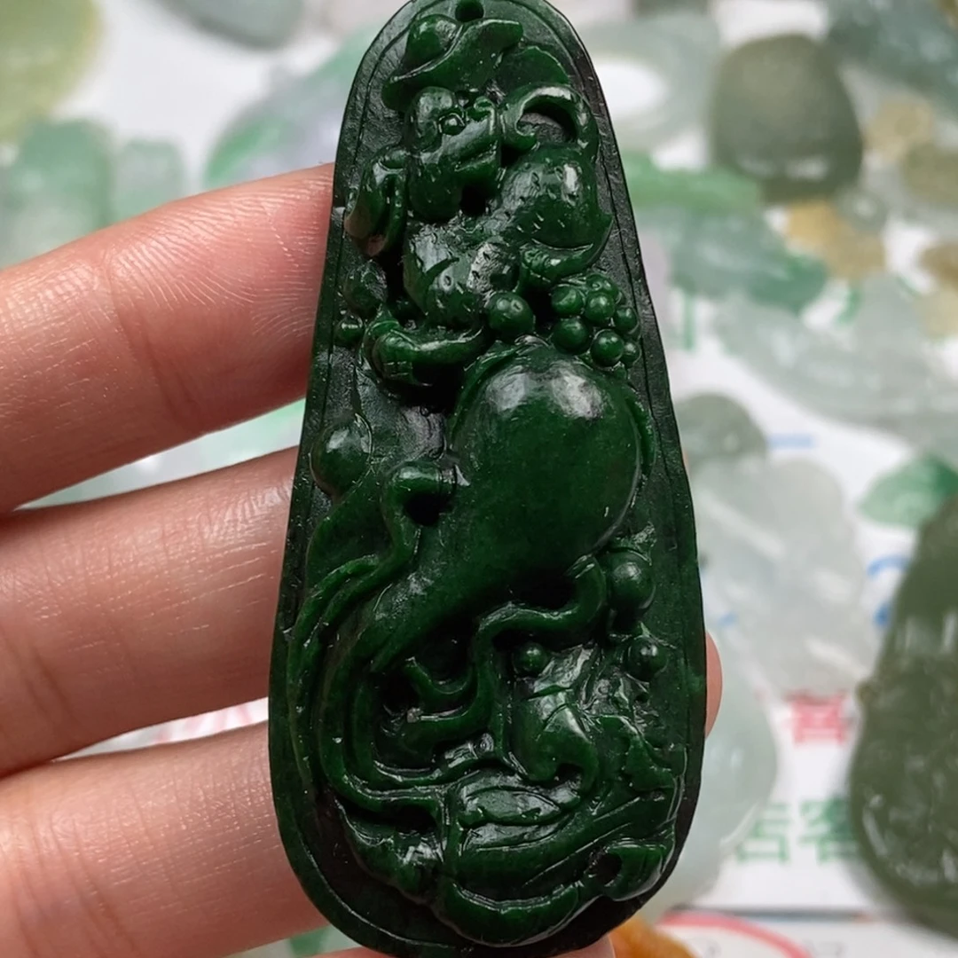 定制翡翠未镶嵌翡翠