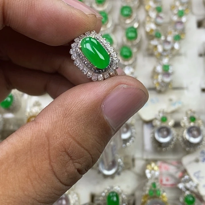 定制翡翠未镶嵌天然缅甸翡翠A货