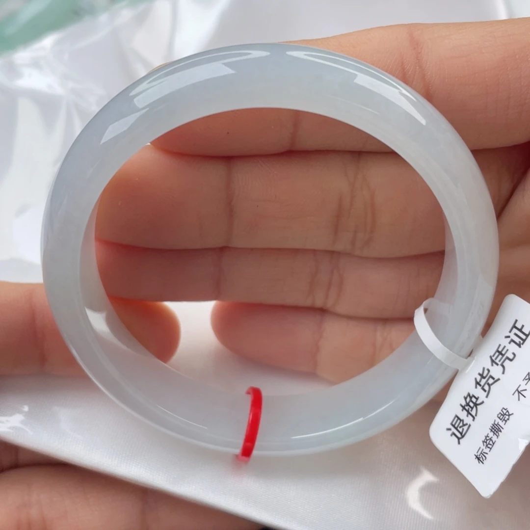 翡翠手镯未镶嵌5152圈